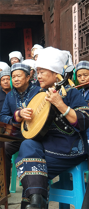 5  布依族“八音坐唱”.jpg